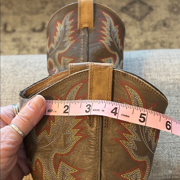 ARIAT BOYS WORKHOG PULL ON WESTERN BOOTS SZ 1 - Picture 14 of 15